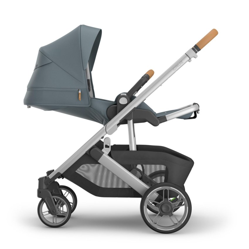 Cruz V3 Stroller